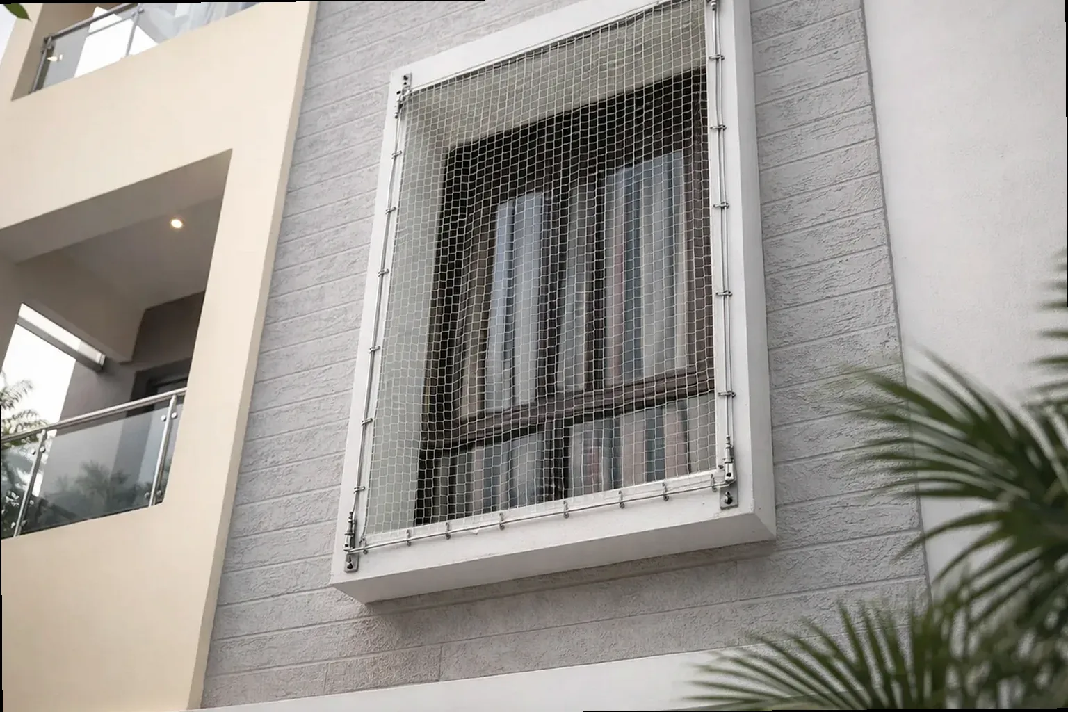 Window Safety Nets installation reference for Olympia Opaline